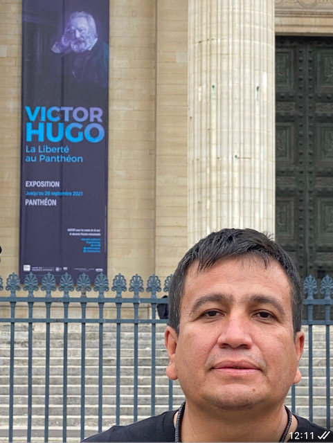 Victor Hugo Lachos Davila